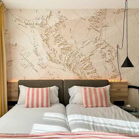 Nonanteneuf - Contactless Check-in