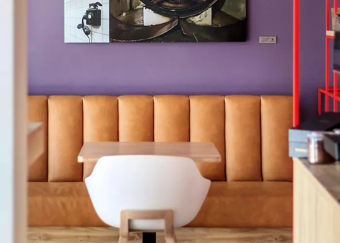 Nonanteneuf - Contactless Check-in סייר