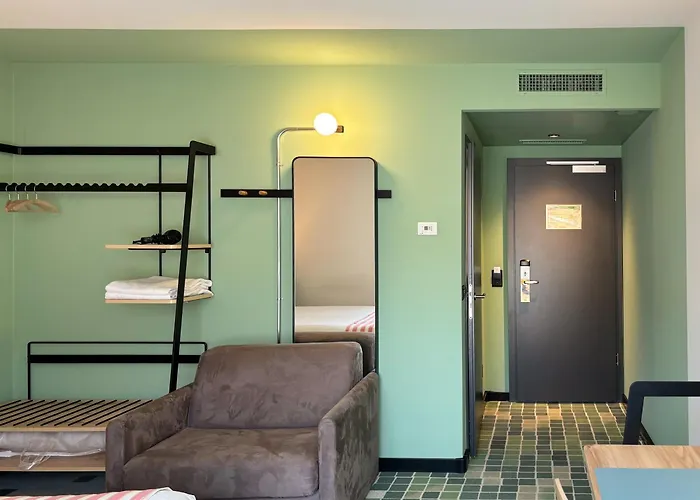 Nonanteneuf - Contactless Check-in סייר