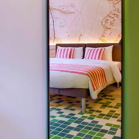 Nonanteneuf - Contactless Check-in