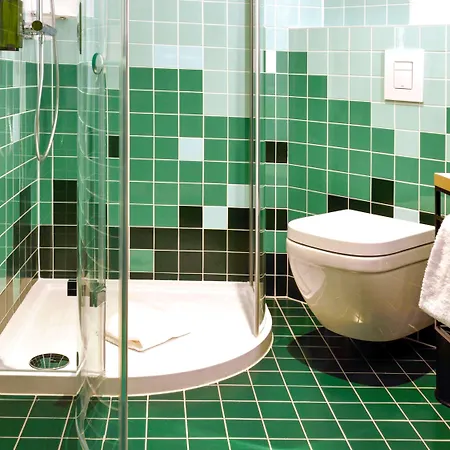 Nonanteneuf - Contactless Check-in סייר