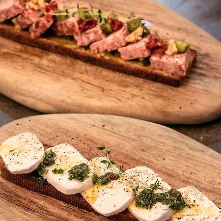 Nonanteneuf - Contactless Check-in מלון סייר